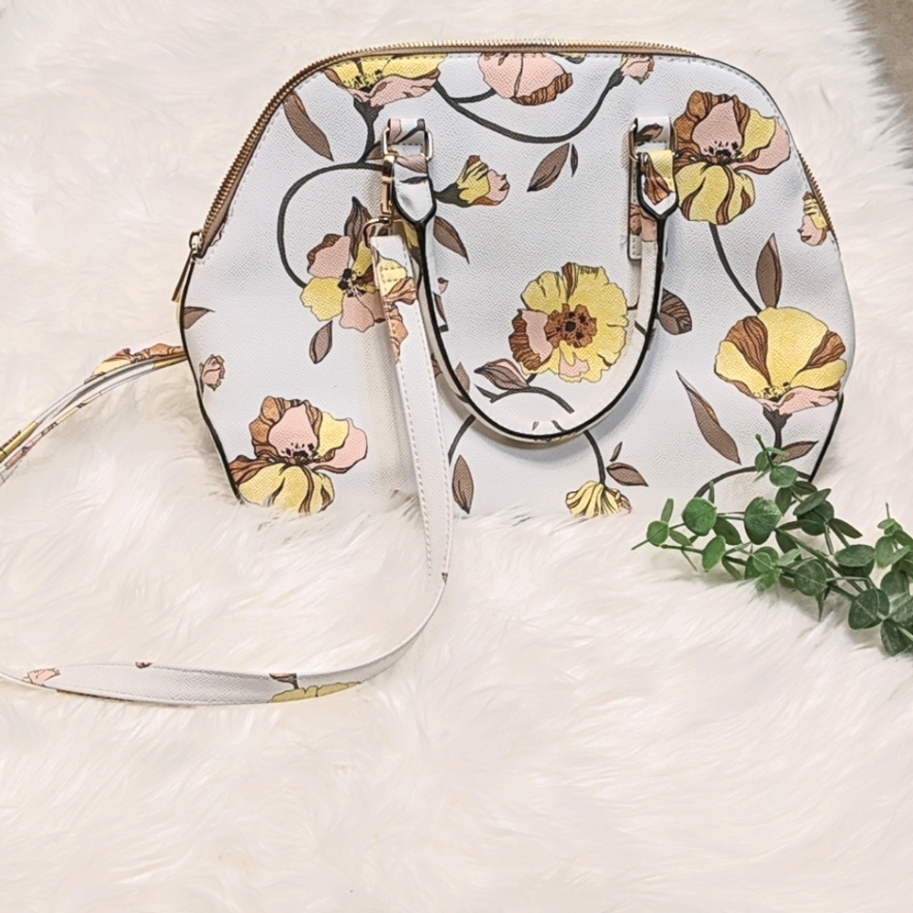 A New Day yellow floral crossbody purse